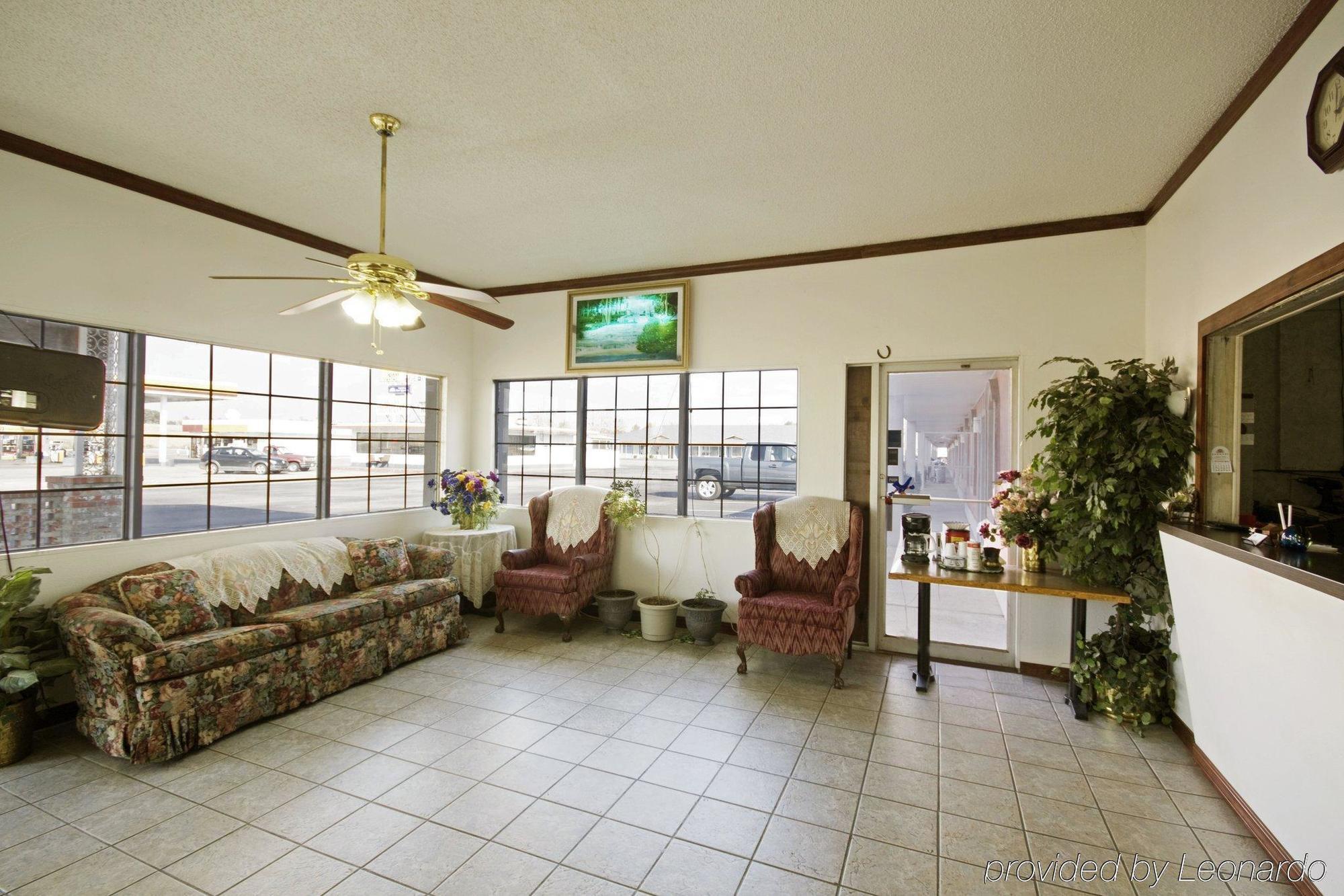 Executive Inn Muldrow 内观 照片